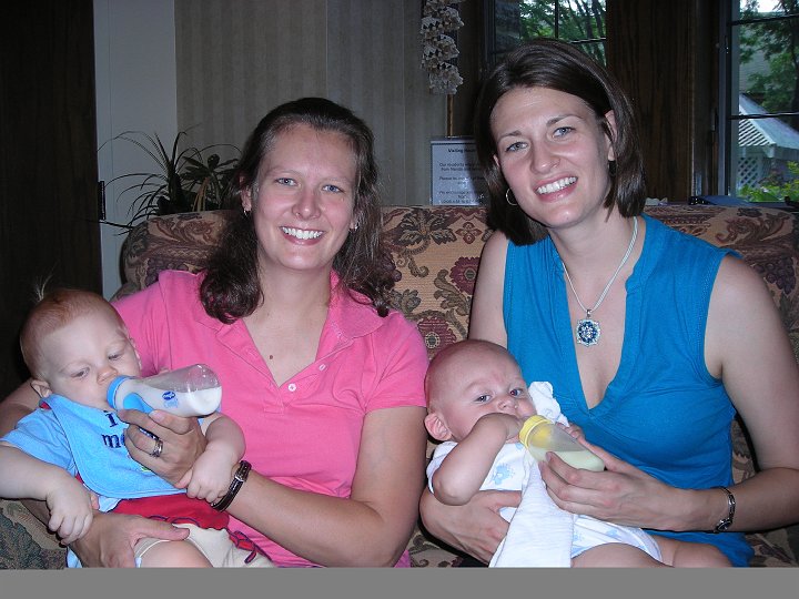 DSCN0256_1.jpg - Sisters and cousins--Christine with Nathaniel and Laura with Alexander.